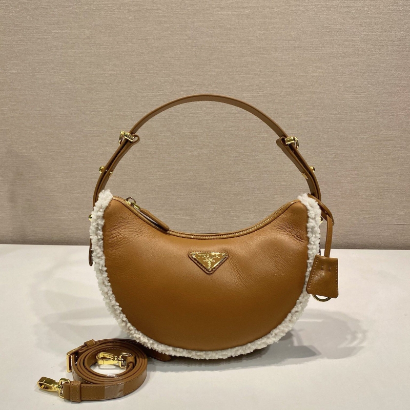 Pra*a hobo bags